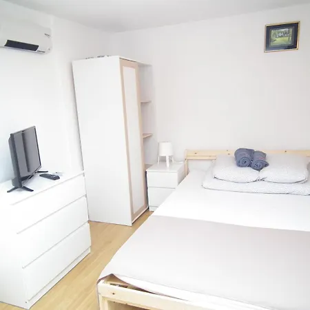 Apartment Bbb48 *